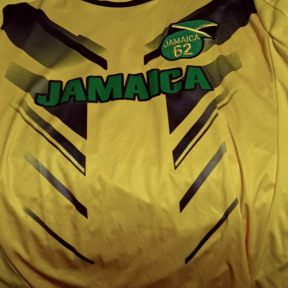 Yellow Jamaica Shirt Plus Hat